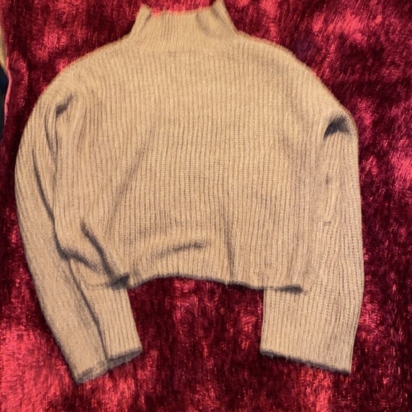 Urban heritage dusty rose ribbed knit turtle neck cropped long Sleeve sweater L - Picture 4 of 12